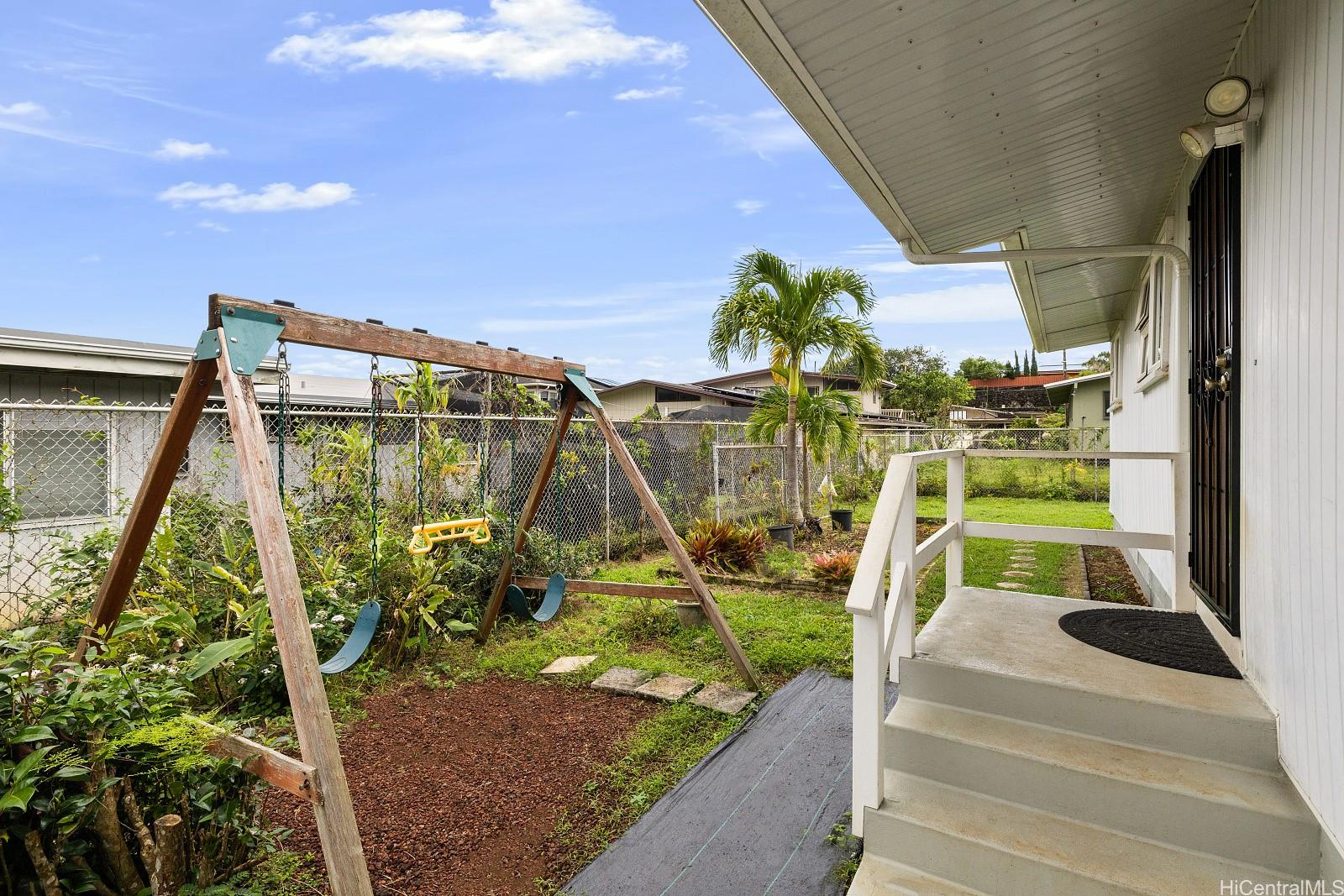 45-417  Kanaka Street Hale Kou, Kaneohe home - photo 24 of 25