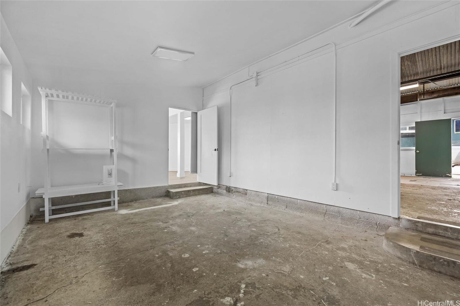 45-428 Kamehameha Hwy Kaneohe Oahu commercial real estate photo13 of 25