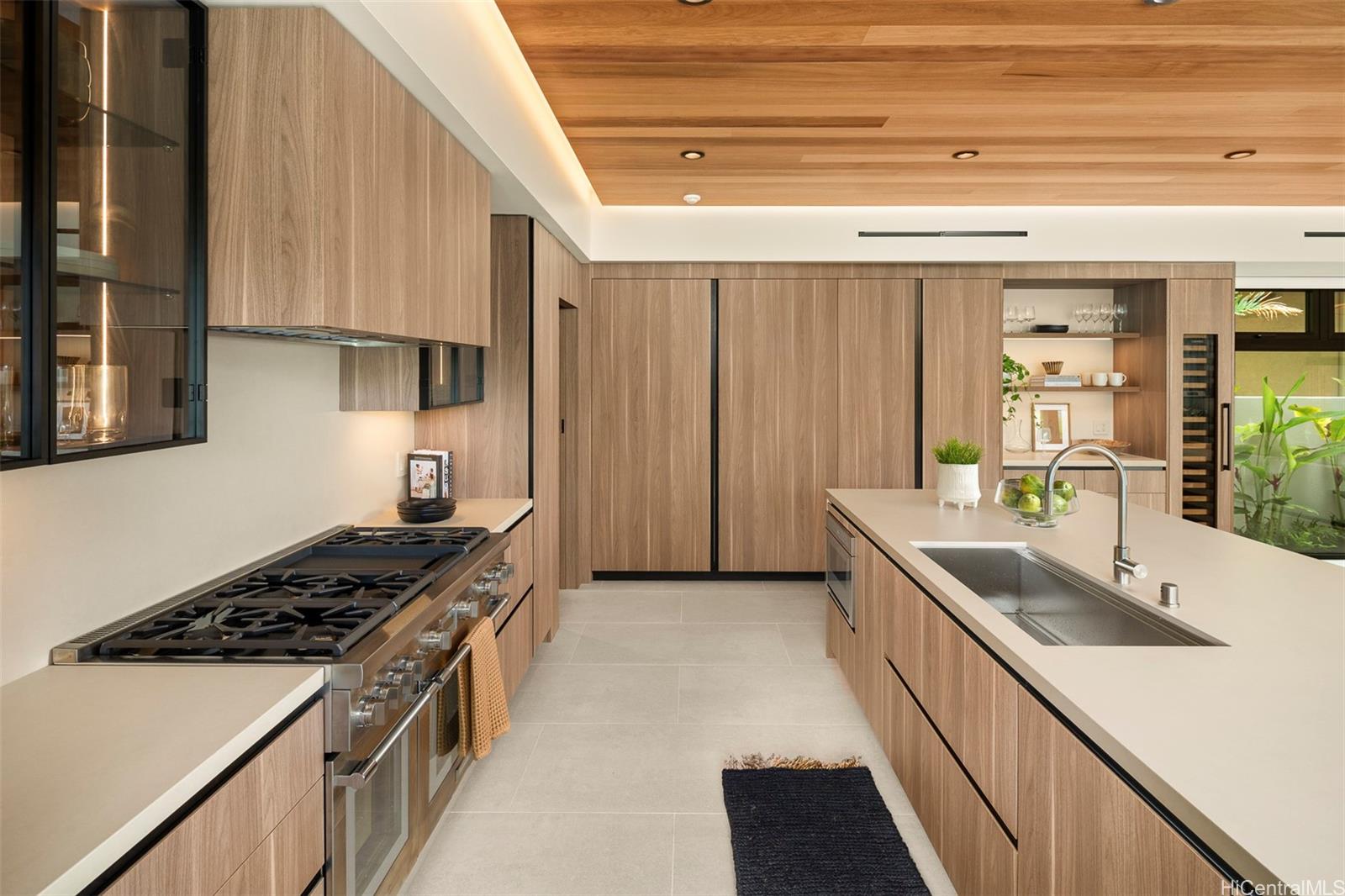 4543  Aukai Ave Kahala Area, Diamond Head home - photo 11 of 25