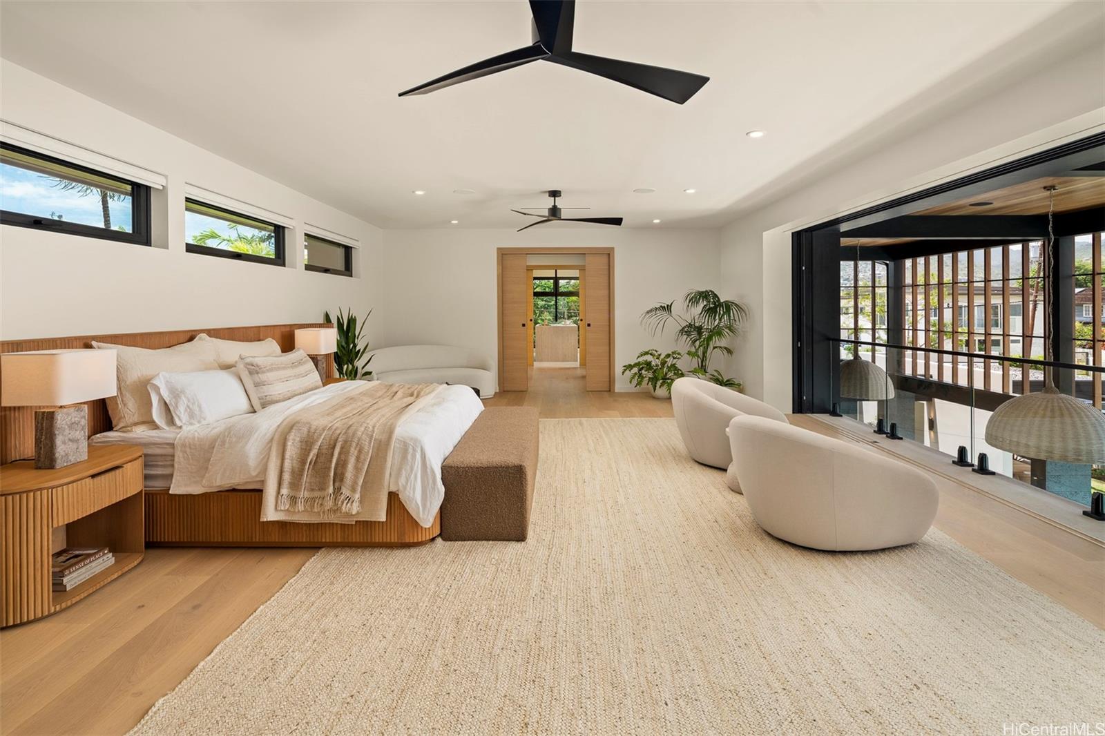 4543  Aukai Ave Kahala Area, Diamond Head home - photo 13 of 25