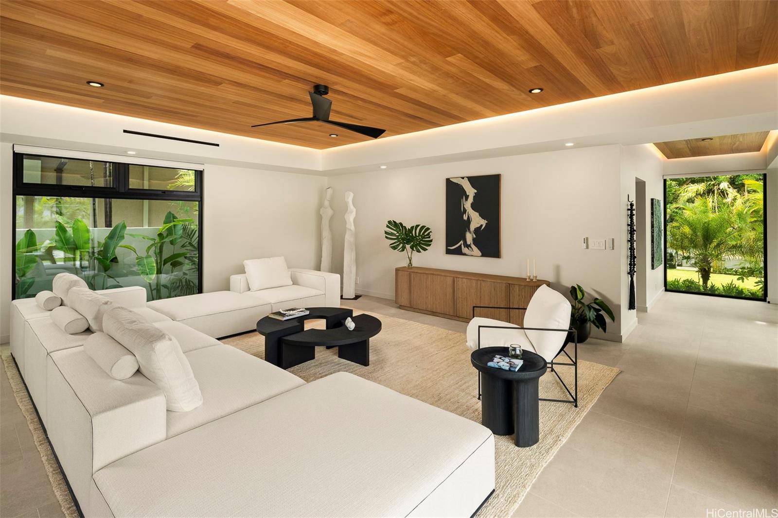 4543  Aukai Ave Kahala Area, Diamond Head home - photo 8 of 25