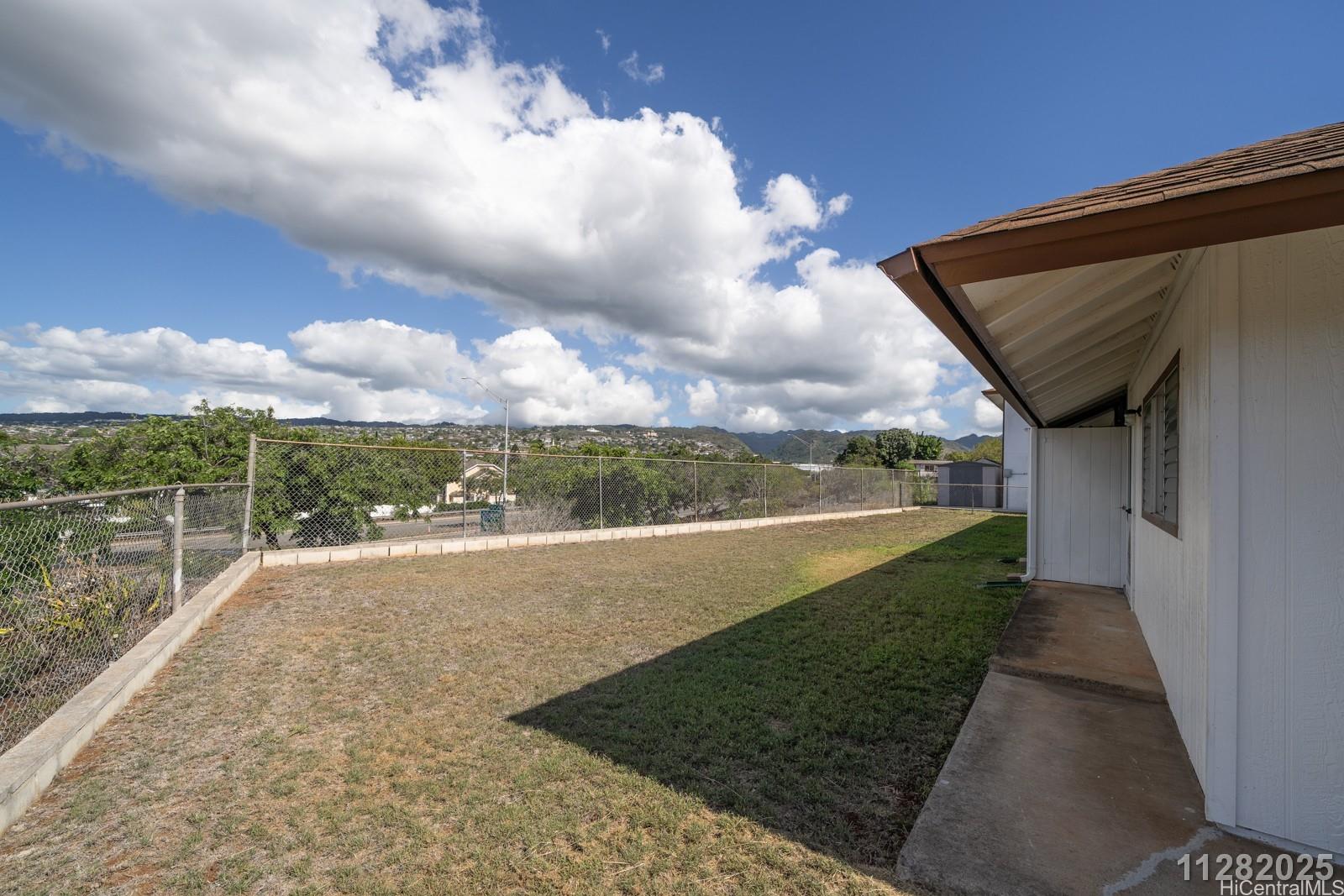 4544 Mahie St Honolulu - Rental - photo 4 of 25