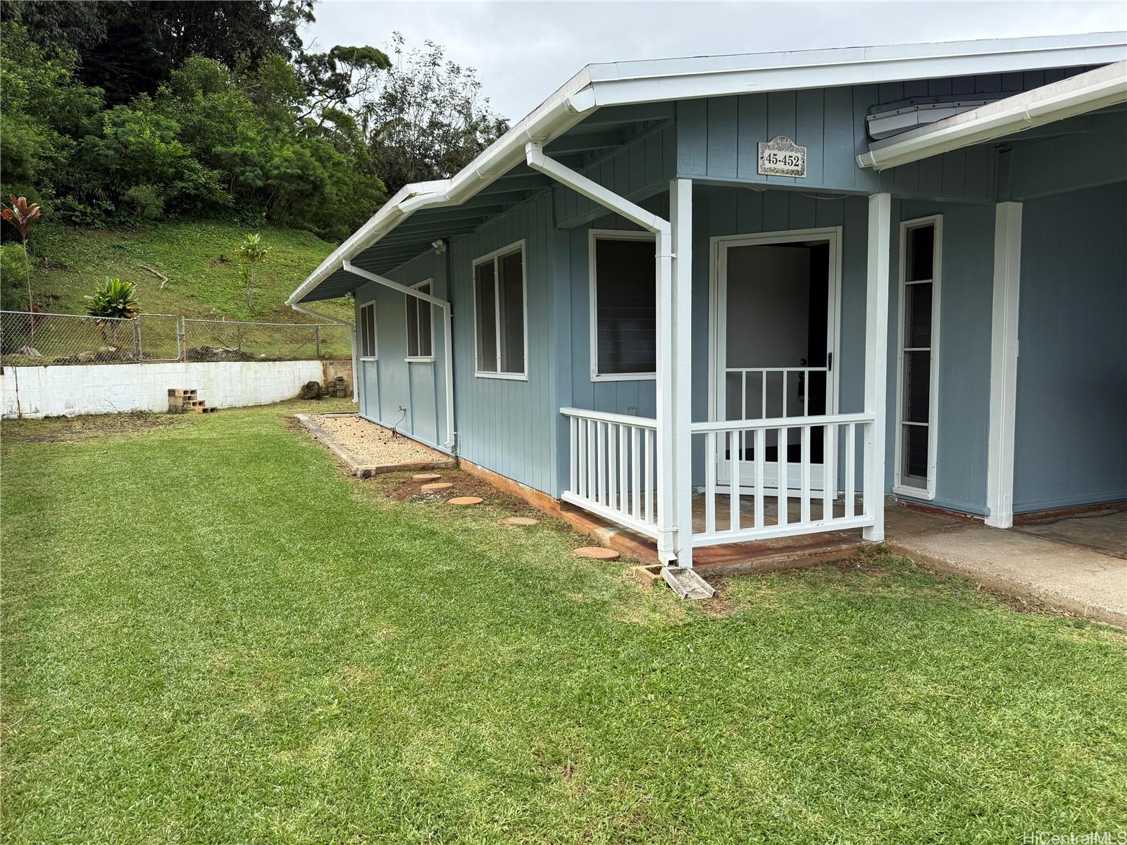 45-452 Ohaha St Kaneohe - Rental - photo 3 of 25