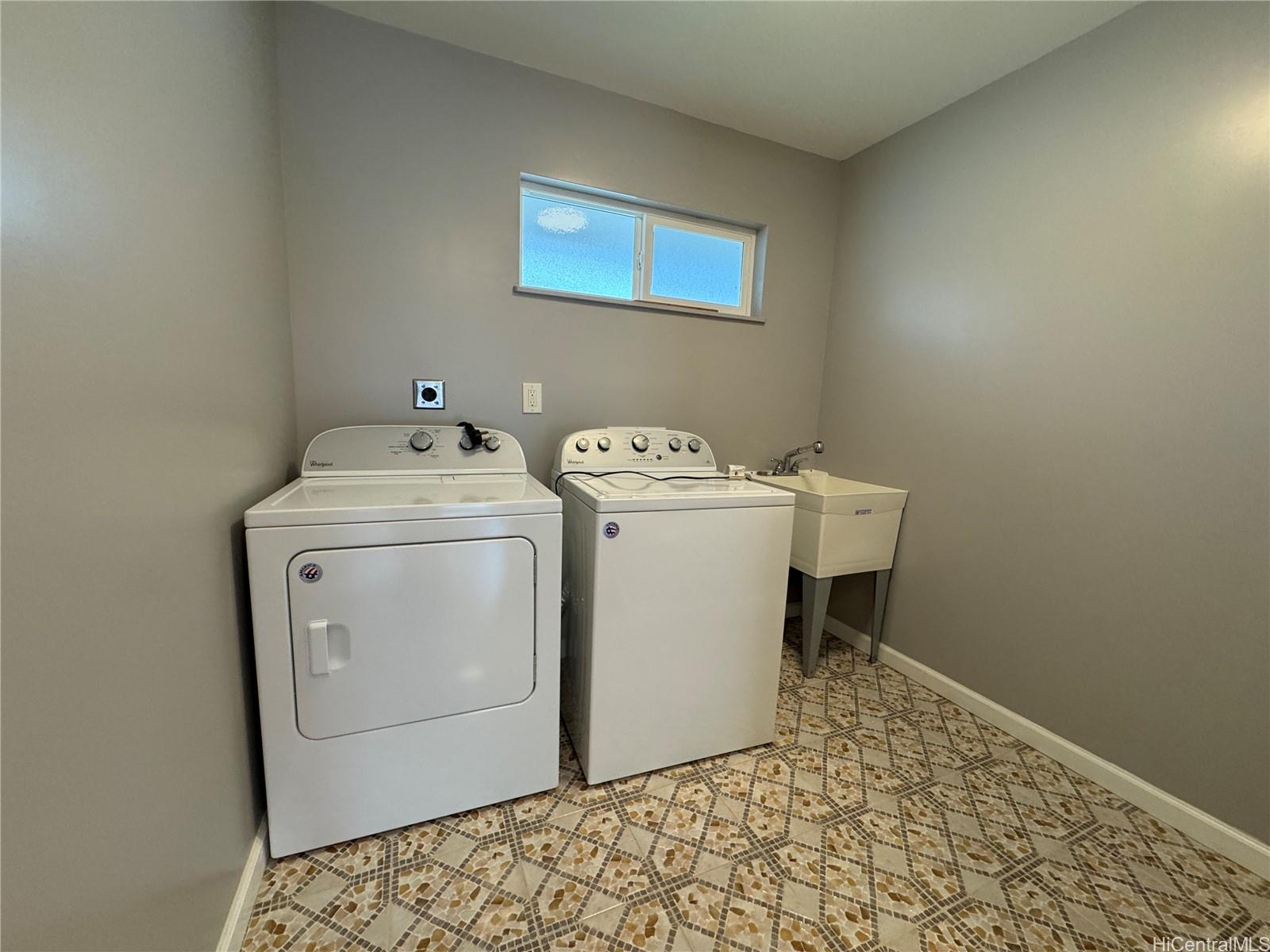 45-456  Ihilani Street Puohala Village, Kaneohe home - photo 20 of 23