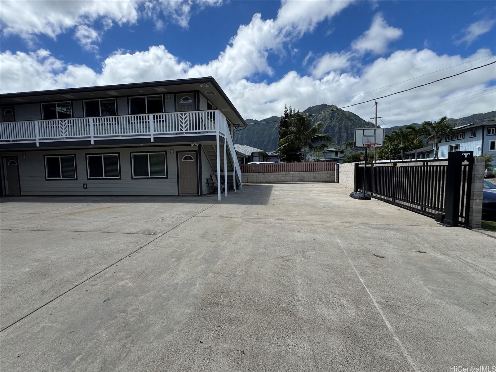 45-456  Ihilani Street Puohala Village, Kaneohe home - photo 3 of 23