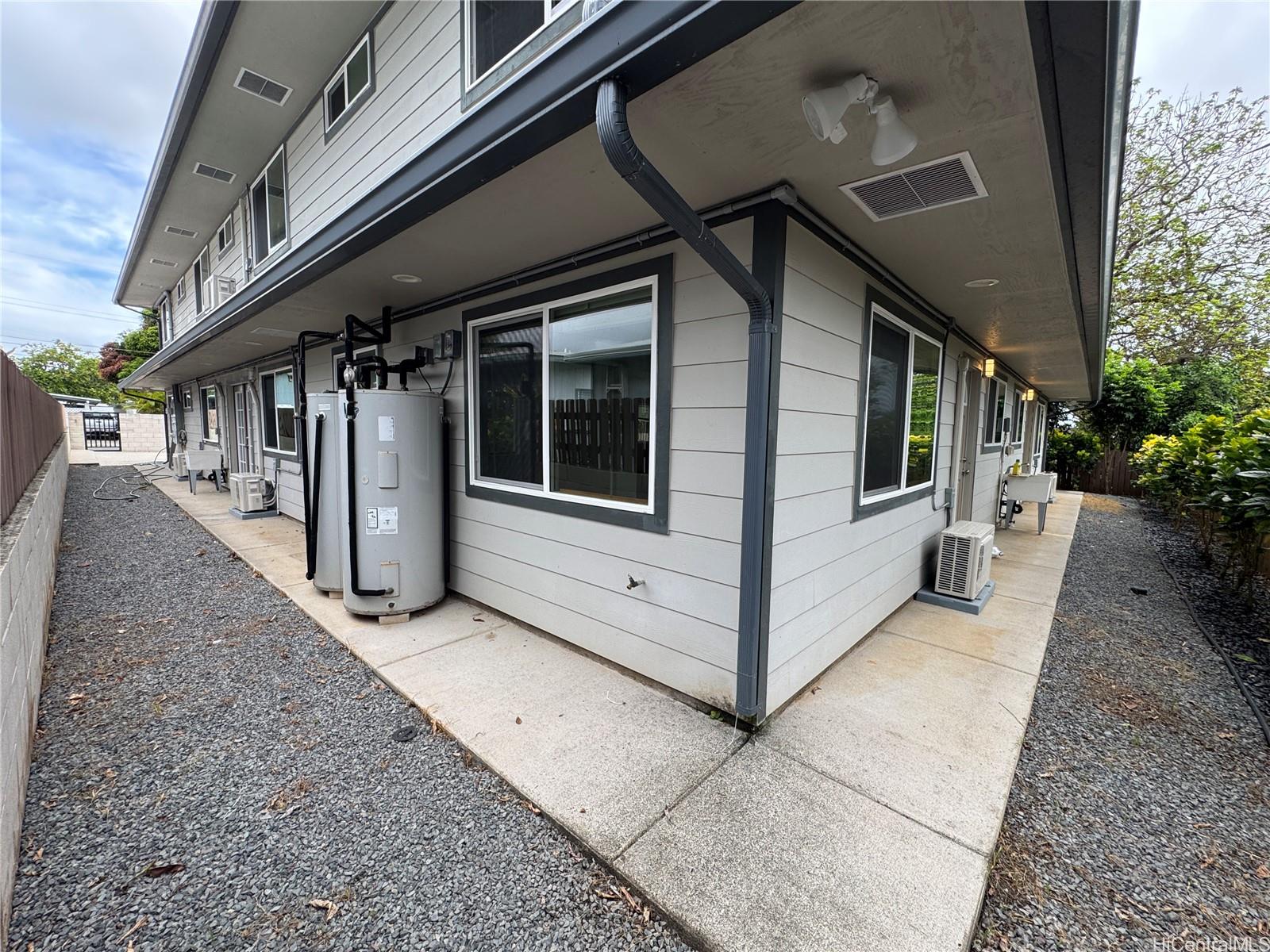 45-456  Ihilani Street Puohala Village, Kaneohe home - photo 6 of 23