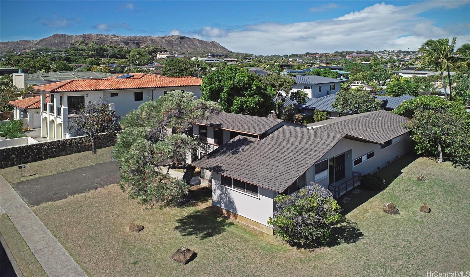 4546  Kolohala Street Kahala Area, Diamond Head home - photo 11 of 11