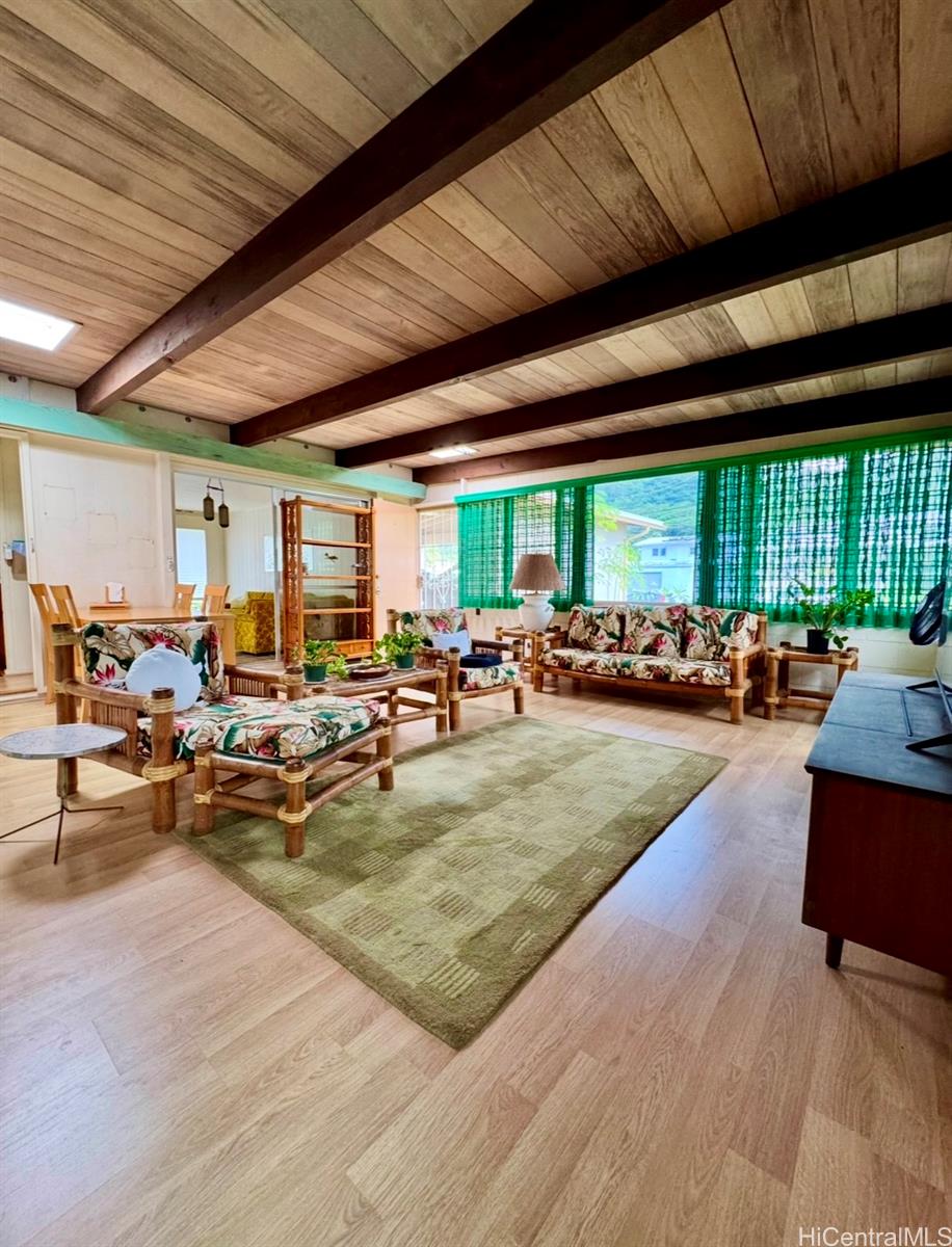 45-464  Nakuluai Street Pikoiloa, Kaneohe home - photo 3 of 7