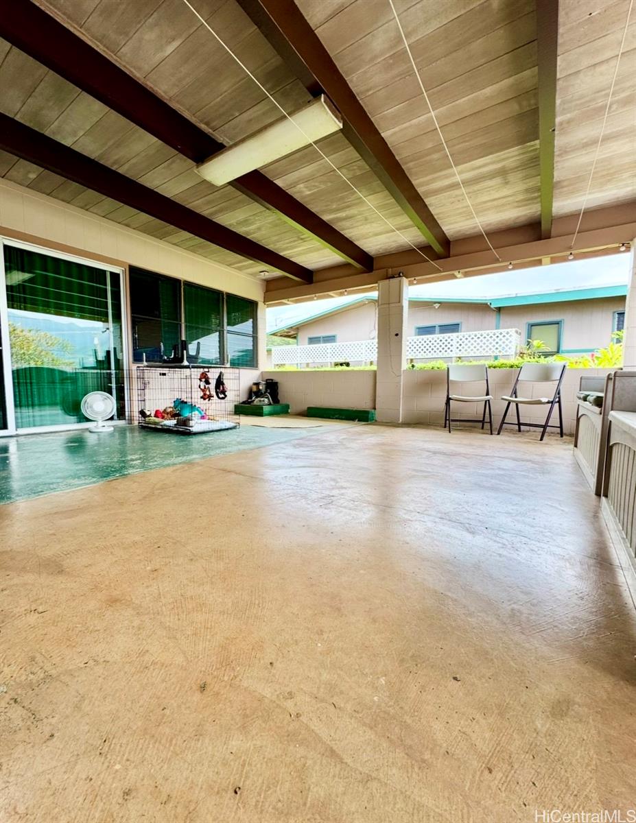 45-464  Nakuluai Street Pikoiloa, Kaneohe home - photo 5 of 7