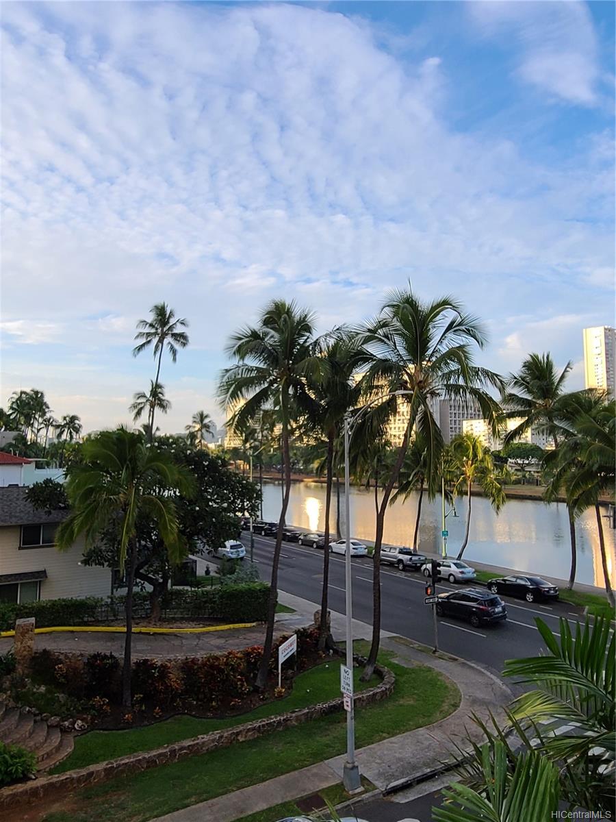 455 Lewers Street Honolulu - Rental - photo 17 of 20