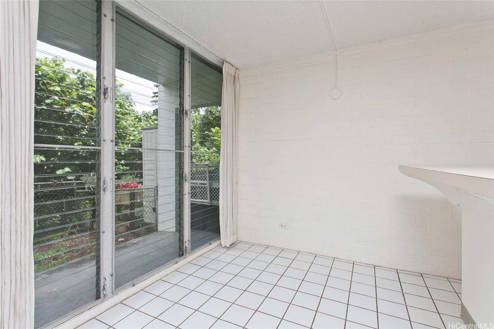 Na Pali Gardens condo # G2, Kaneohe, Hawaii - photo 6 of 19
