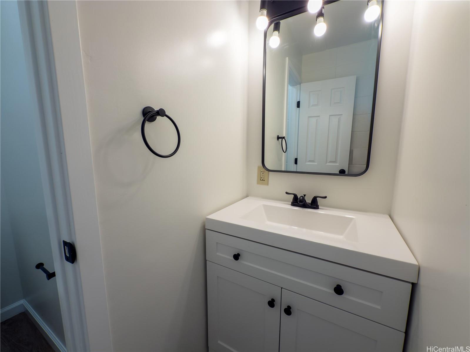 Na Pali Gardens condo # K4, Kaneohe, Hawaii - photo 17 of 18