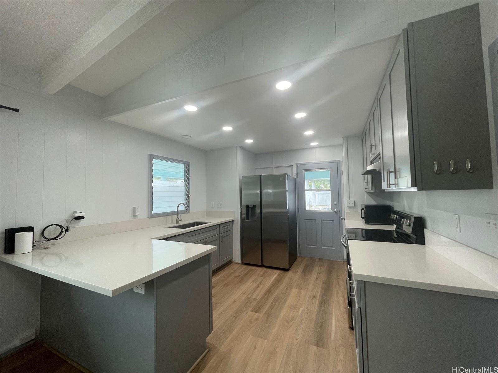 45-537 Kiani St Kaneohe - Rental - photo 2 of 12