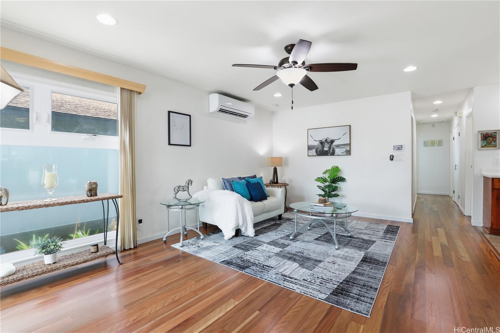 45-542  Waikalua Place Halepuu, Kaneohe home - photo 4 of 25