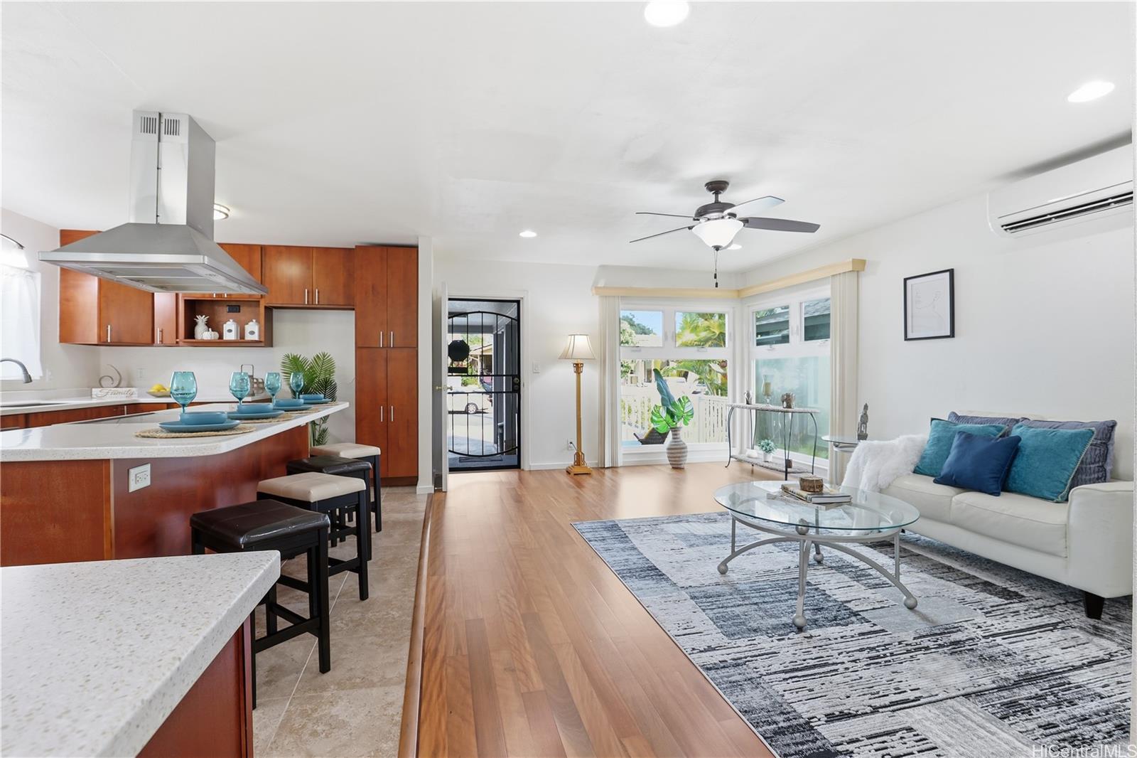 45-542  Waikalua Place Halepuu, Kaneohe home - photo 5 of 25