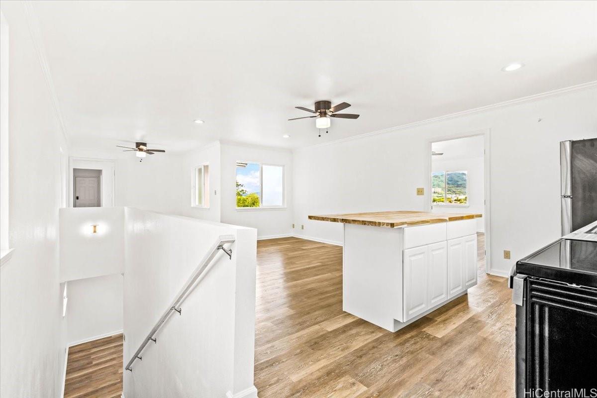 45-567  Keaahala Road Halekauwila, Kaneohe home - photo 7 of 25