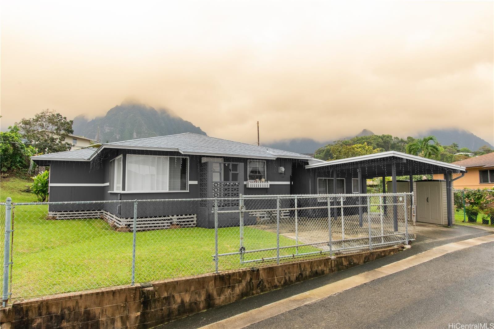 45-580  Kaaluna Place Kapuna Hala, Kaneohe home - photo 2 of 23