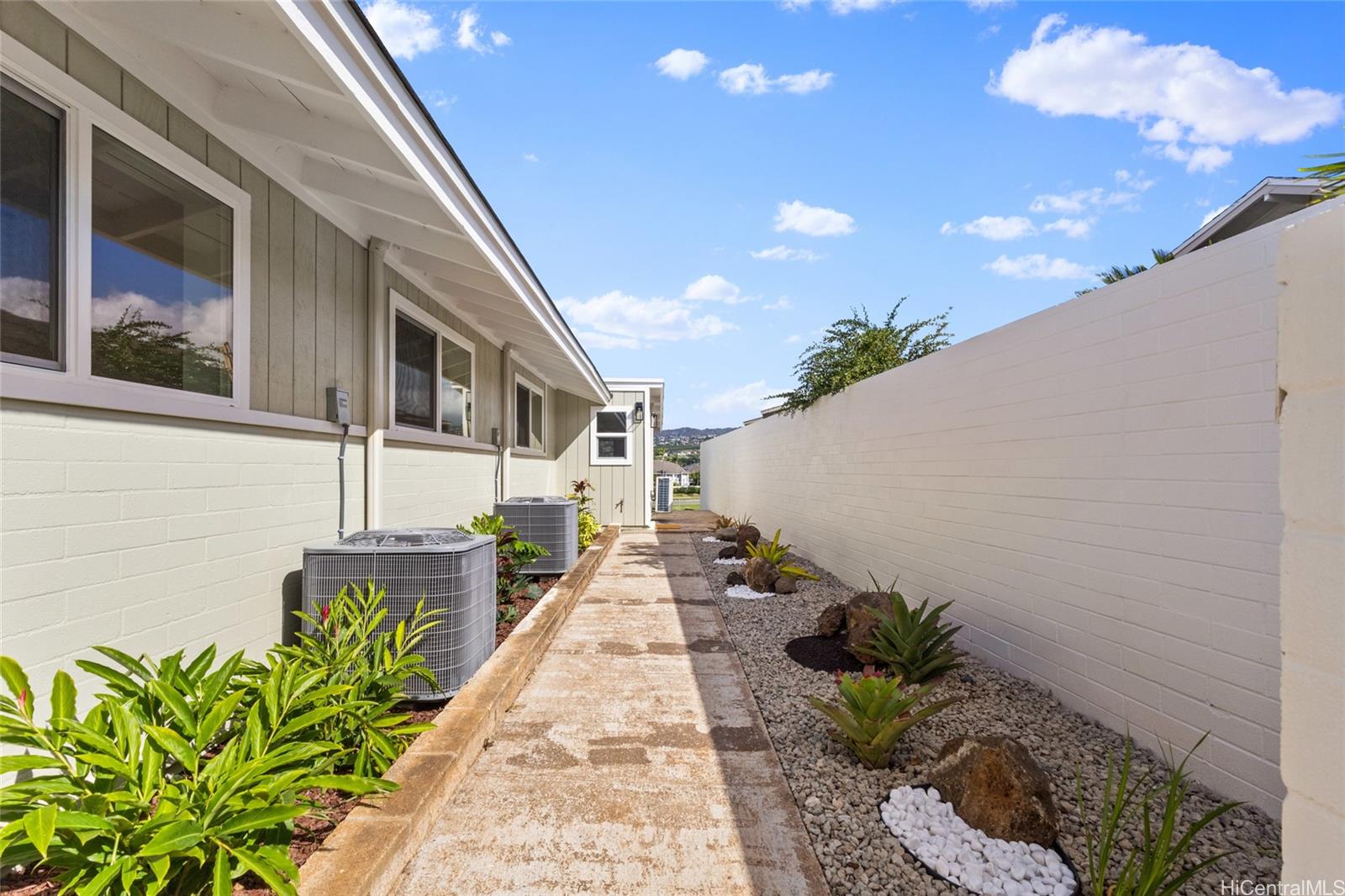 4560  Ukali Street Foster Village, PearlCity home - photo 21 of 25