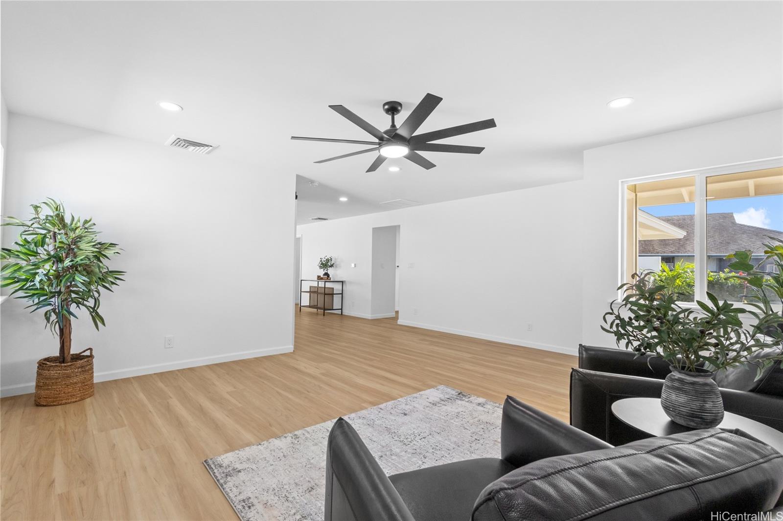 4560  Ukali Street Foster Village, PearlCity home - photo 6 of 25