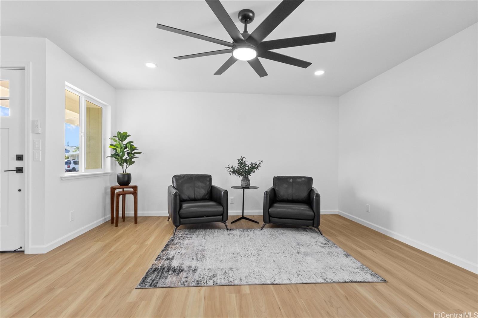 4560  Ukali Street Foster Village, PearlCity home - photo 8 of 25