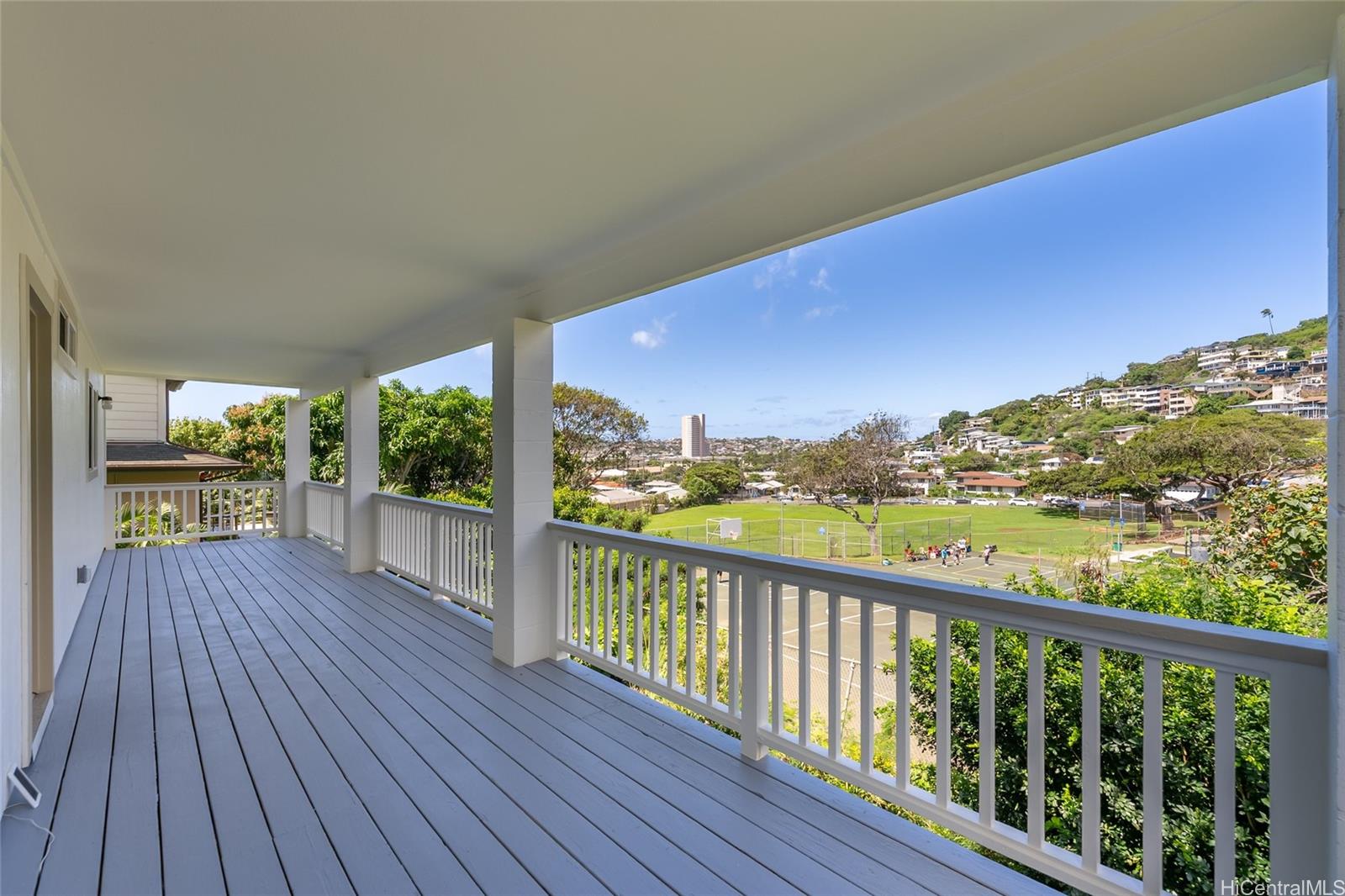 4562  Malia Street Waialae Nui-lwr, Diamond Head home - photo 12 of 25