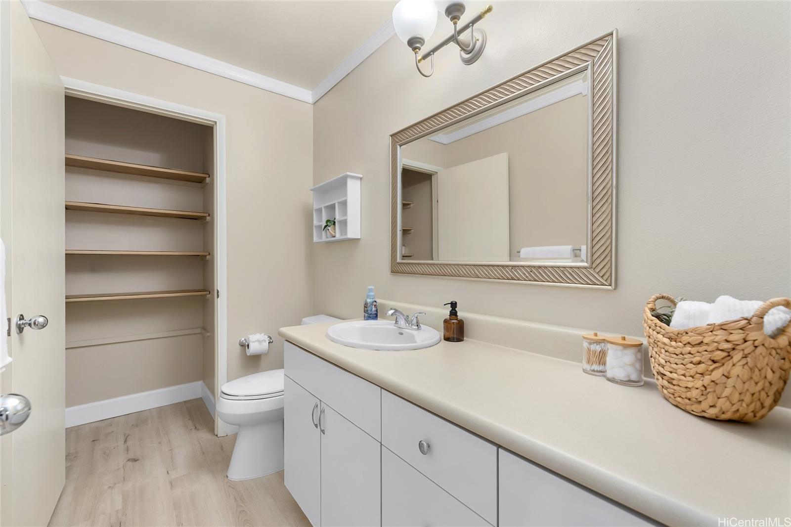 4562  Malia Street Waialae Nui-lwr, Diamond Head home - photo 19 of 25