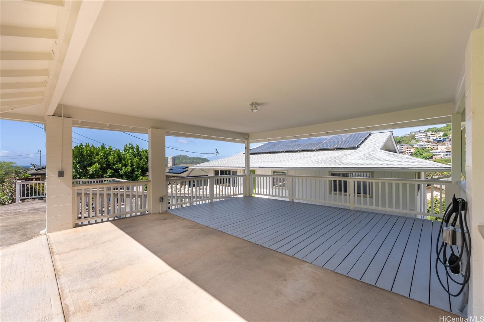 4562  Malia Street Waialae Nui-lwr, Diamond Head home - photo 22 of 25