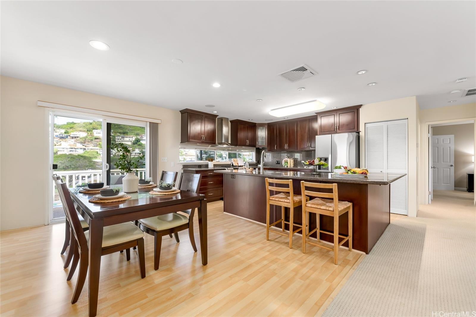 4562  Malia Street Waialae Nui-lwr, Diamond Head home - photo 7 of 25