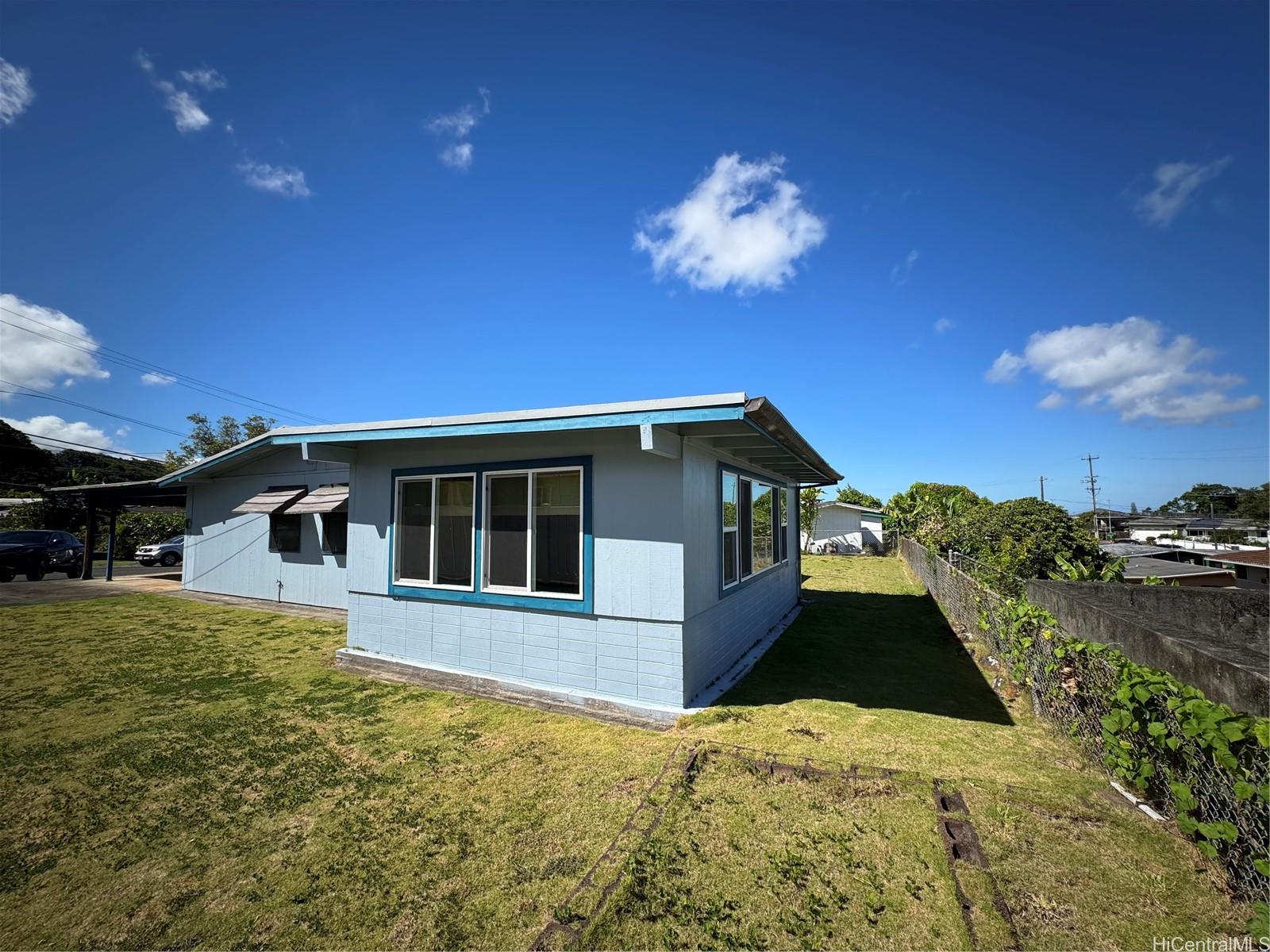 45-628  Hinamoe Place Keapuka, Kaneohe home - photo 3 of 17