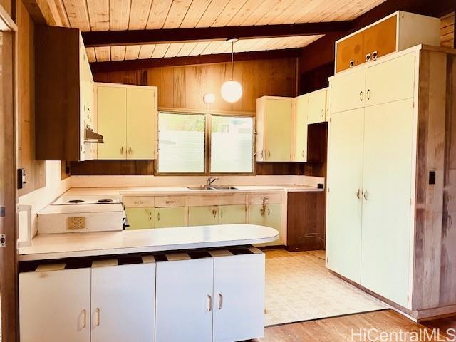 45-635  Apuakea Place Hale Kou, Kaneohe home - photo 5 of 11