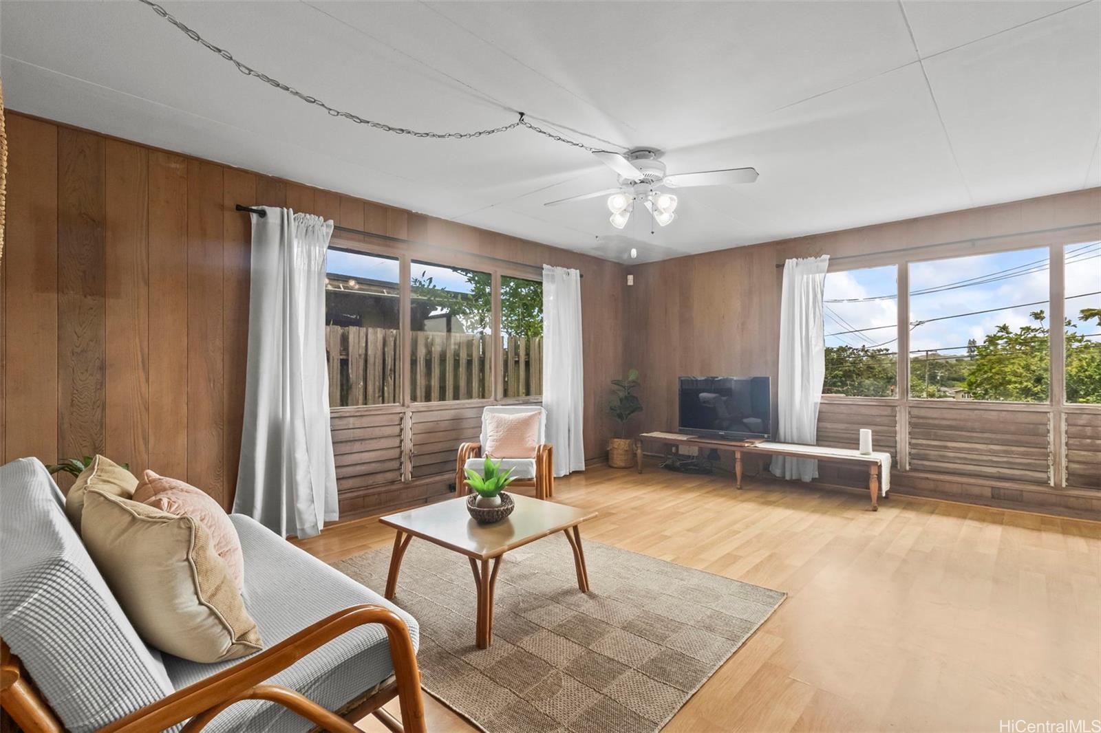 45-657  Kulukeoe Place Kapuna Hala, Kaneohe home - photo 3 of 21