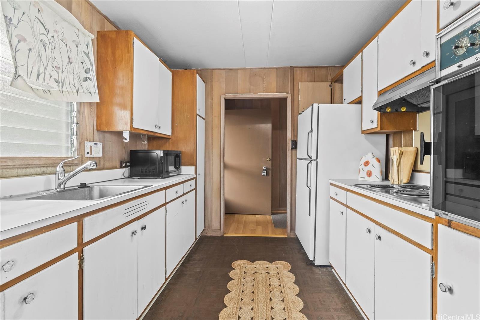 45-657  Kulukeoe Place Kapuna Hala, Kaneohe home - photo 7 of 21