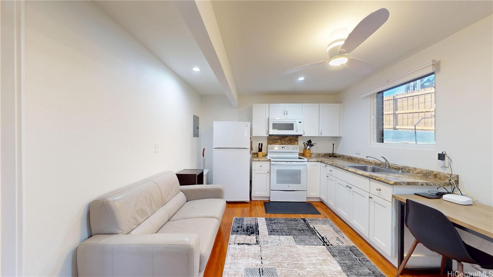 4566 Sierra Drive Honolulu - Rental - photo 2 of 23