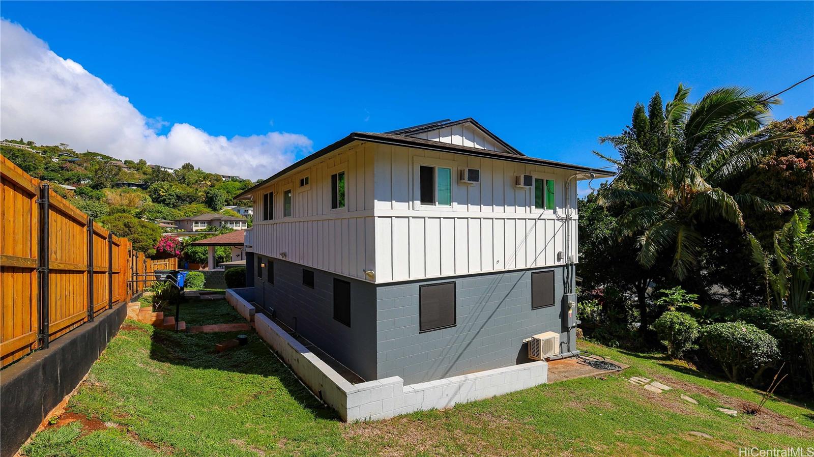 4566 Sierra Drive Honolulu - Rental - photo 13 of 23