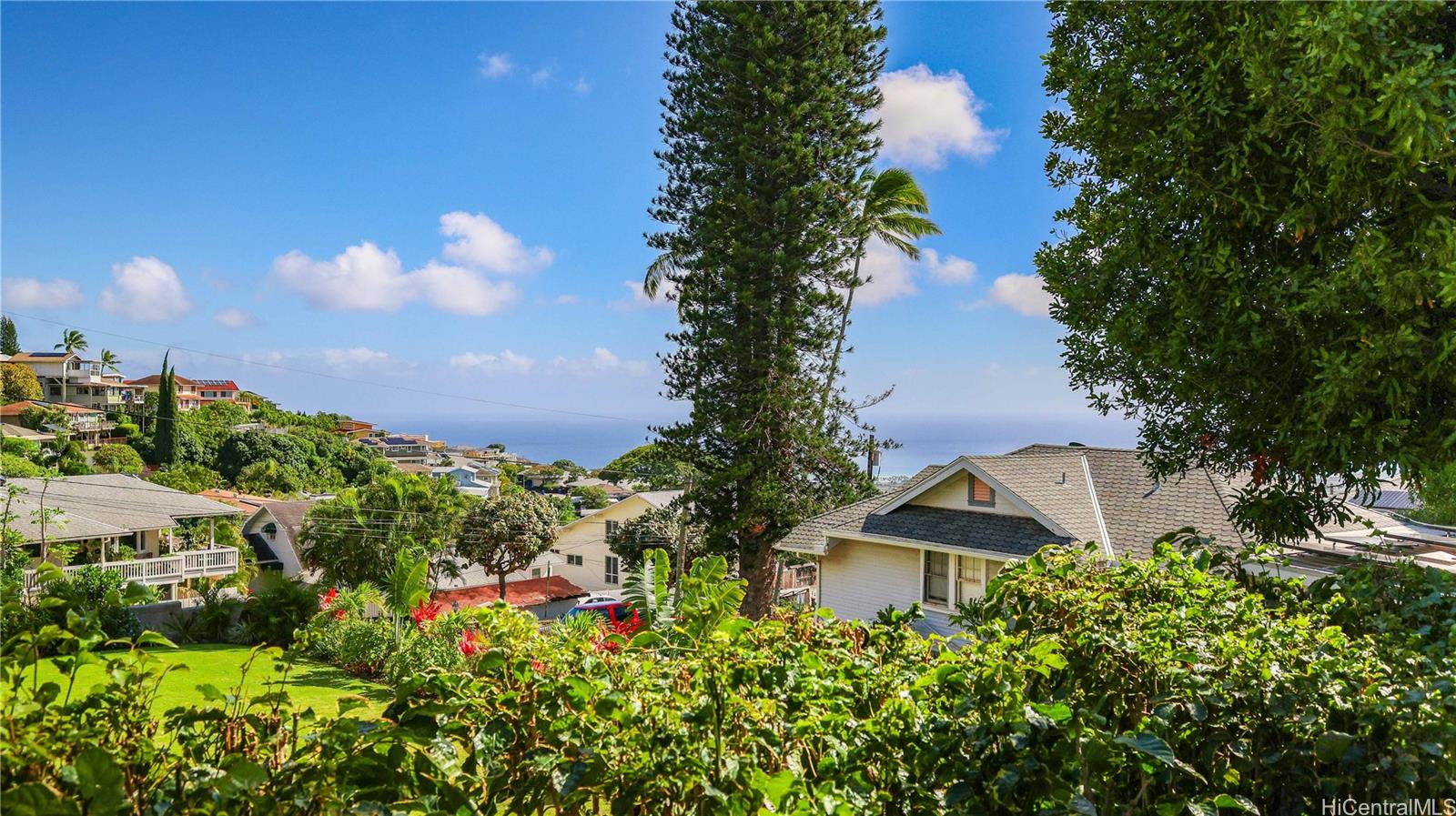 4566 Sierra Drive Honolulu - Rental - photo 17 of 23