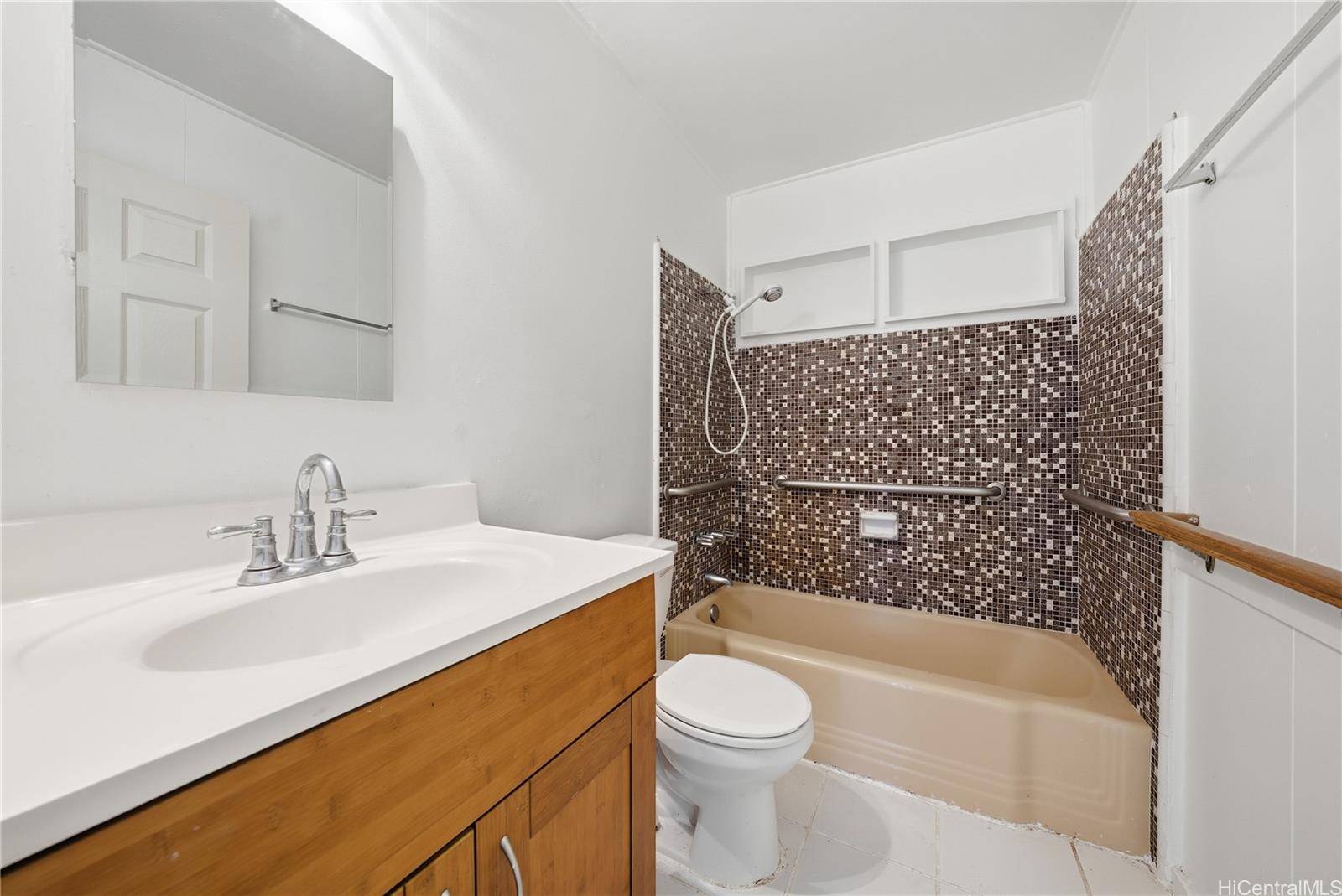 45-691  Keneke St Kapuna Hala, Kaneohe home - photo 11 of 23