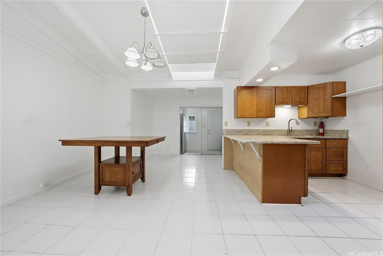 45-691  Keneke St Kapuna Hala, Kaneohe home - photo 8 of 23