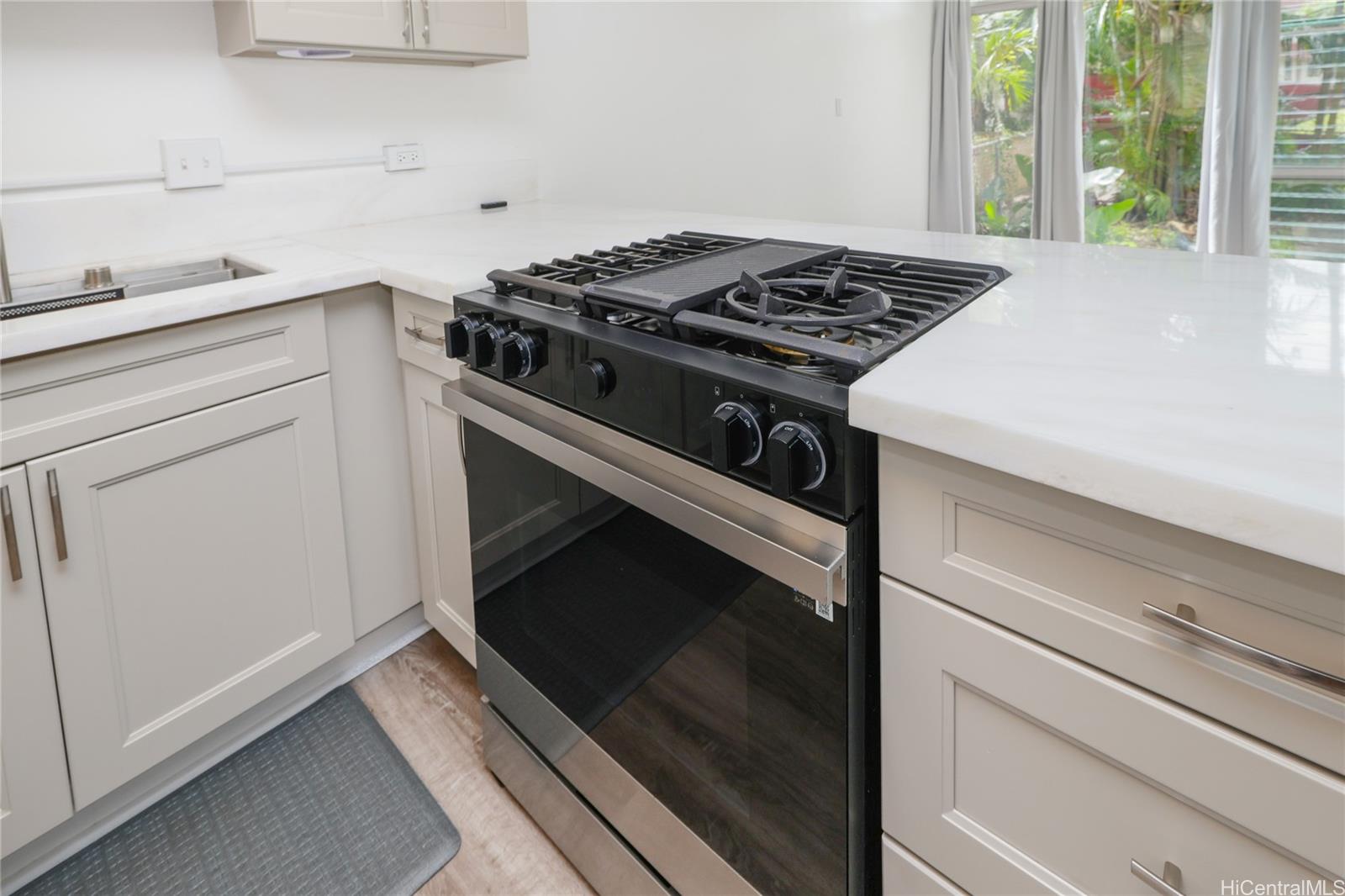 45-697 Kamehameha Hwy Kaneohe - Rental - photo 3 of 22