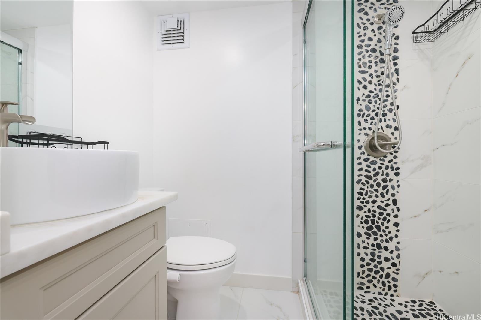 45-697 Kamehameha Hwy Kaneohe - Rental - photo 8 of 22