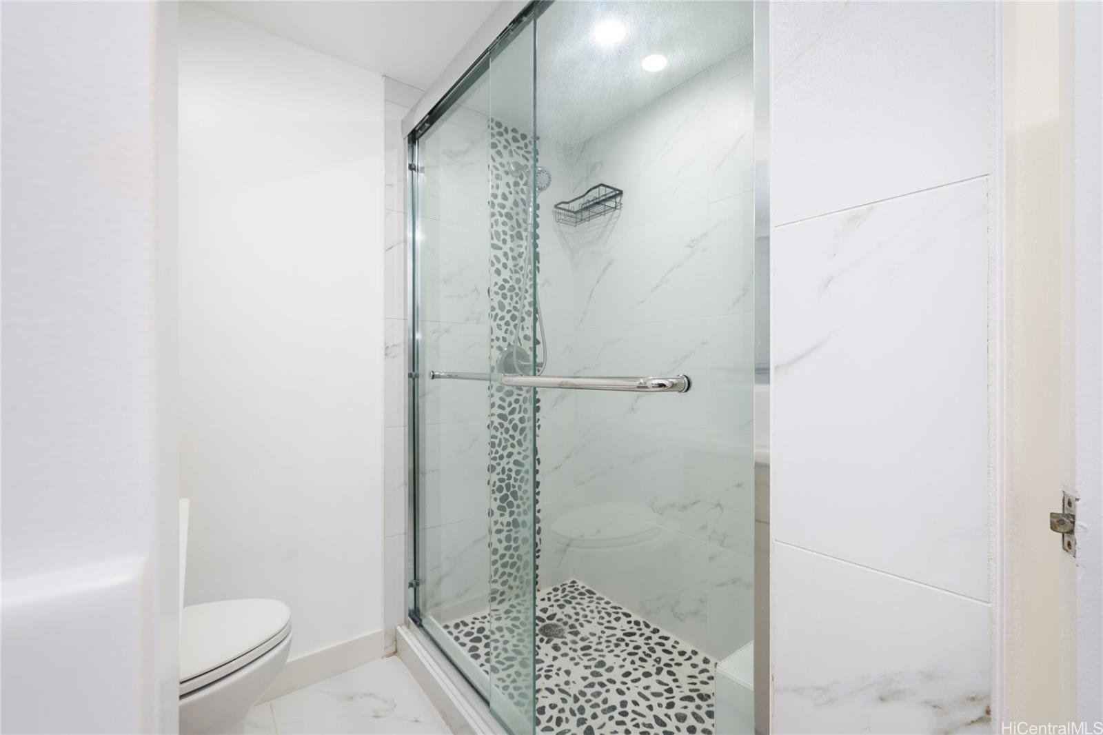 45-697 Kamehameha Hwy Kaneohe - Rental - photo 9 of 22