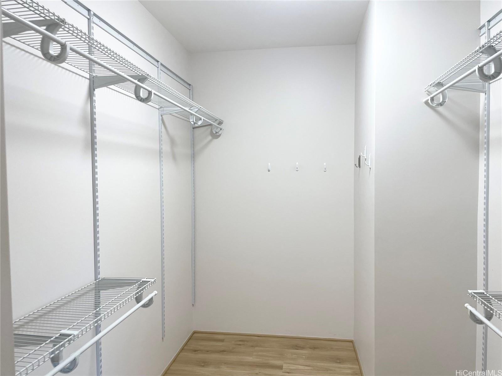 457  Halemaumau Street Niu Valley, Diamond Head home - photo 15 of 25