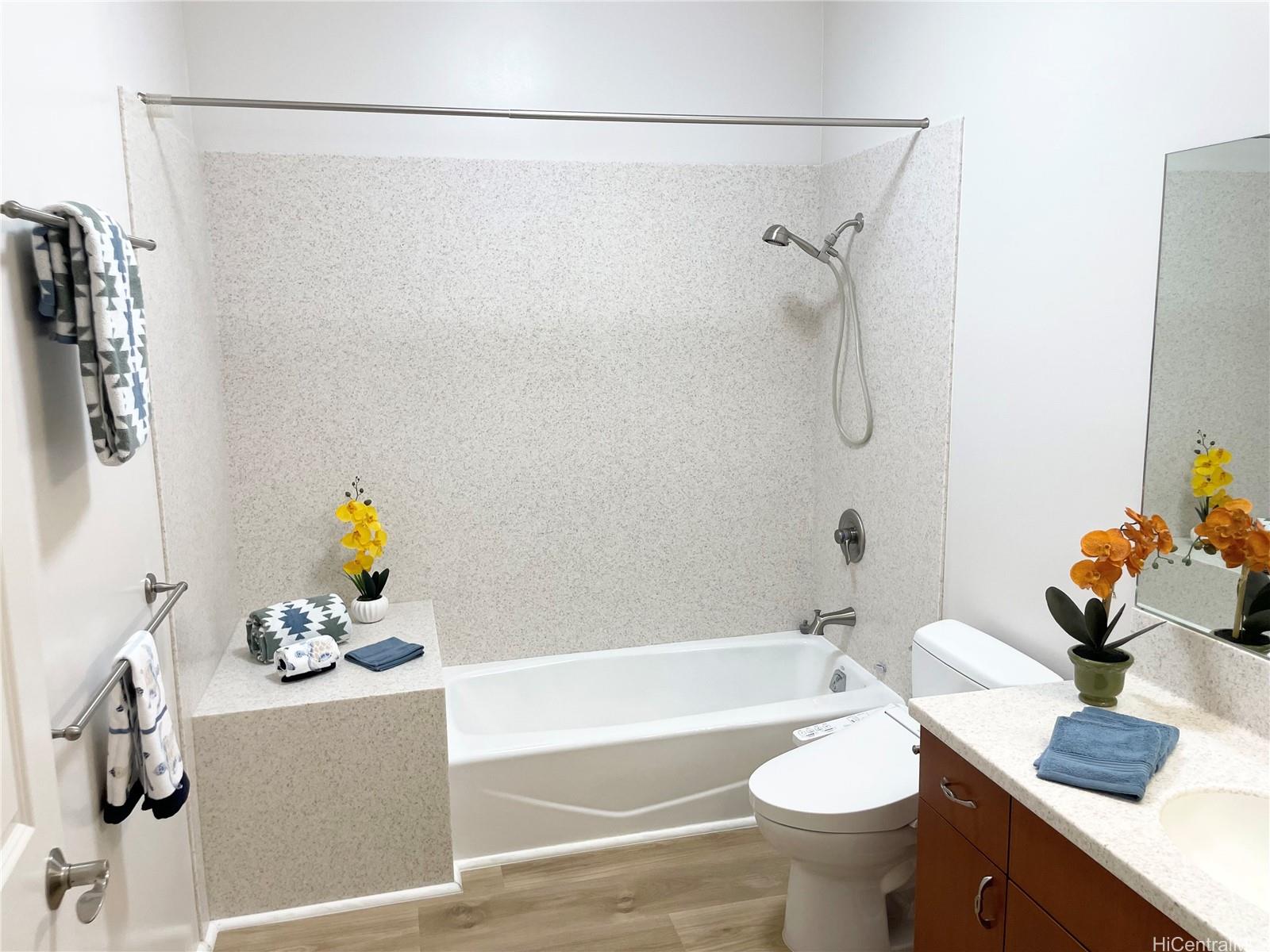 457  Halemaumau Street Niu Valley, Diamond Head home - photo 16 of 25