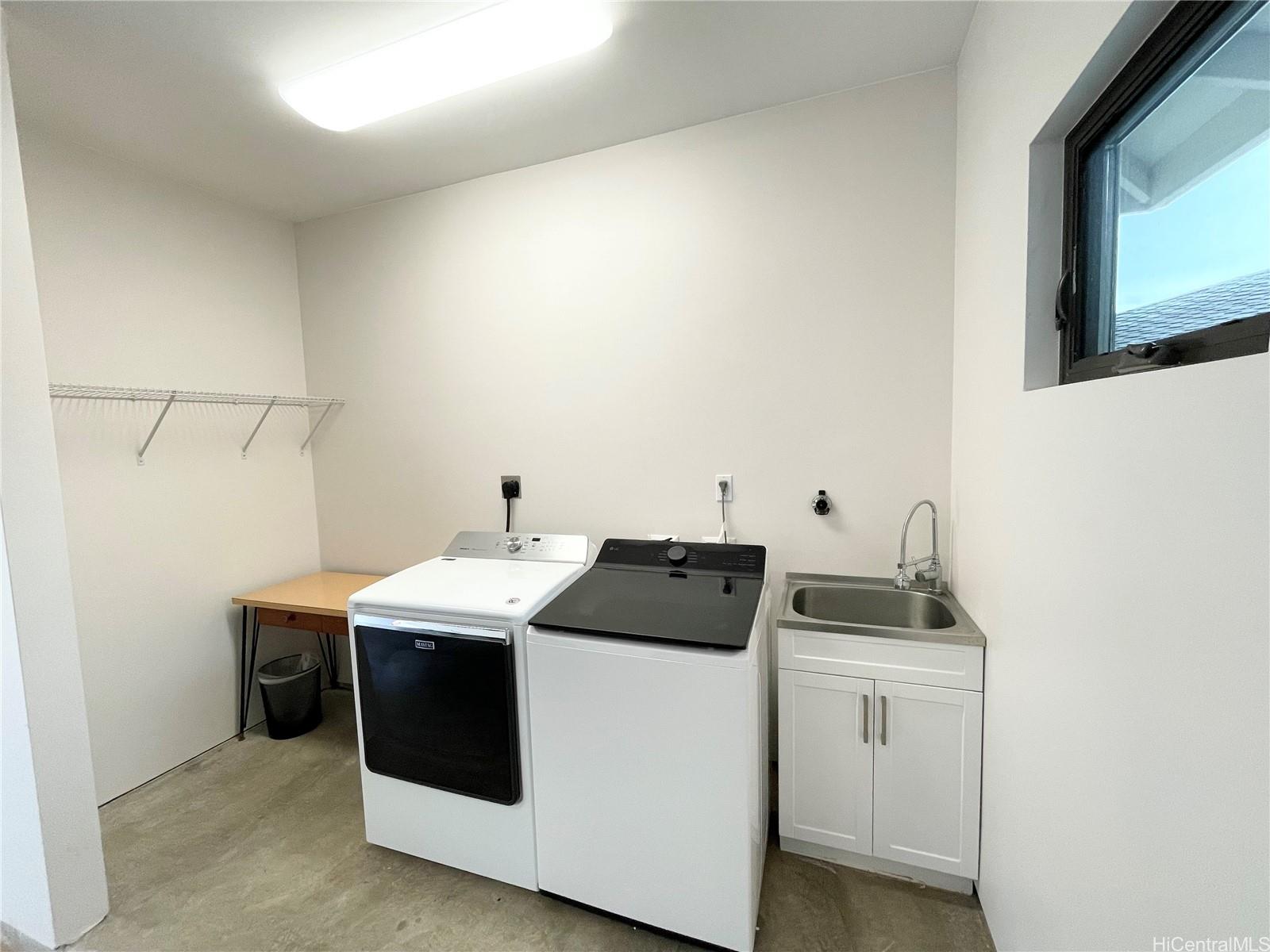 457  Halemaumau Street Niu Valley, Diamond Head home - photo 24 of 25