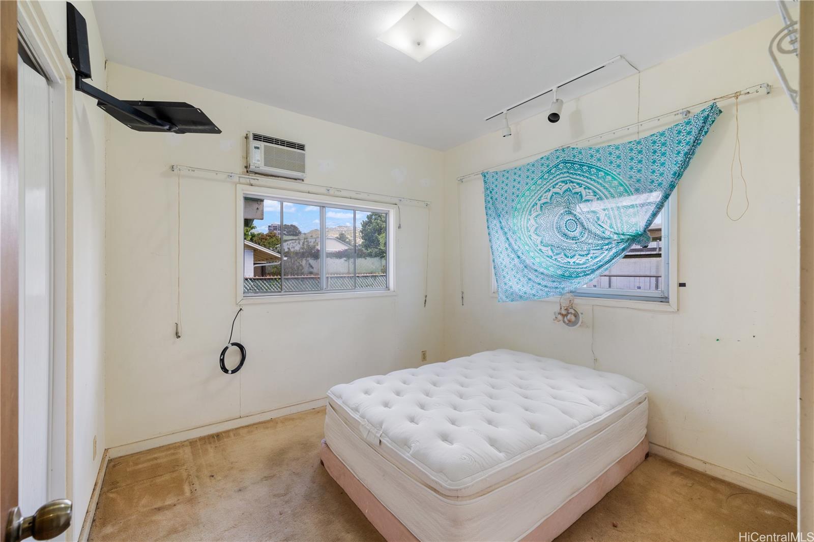 4570  Ahuli Place Kahala Area, Diamond Head home - photo 17 of 20