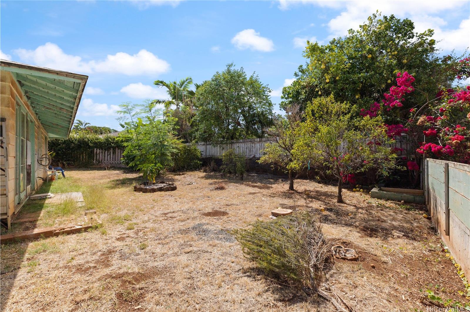 4570  Ahuli Place Kahala Area, Diamond Head home - photo 6 of 20