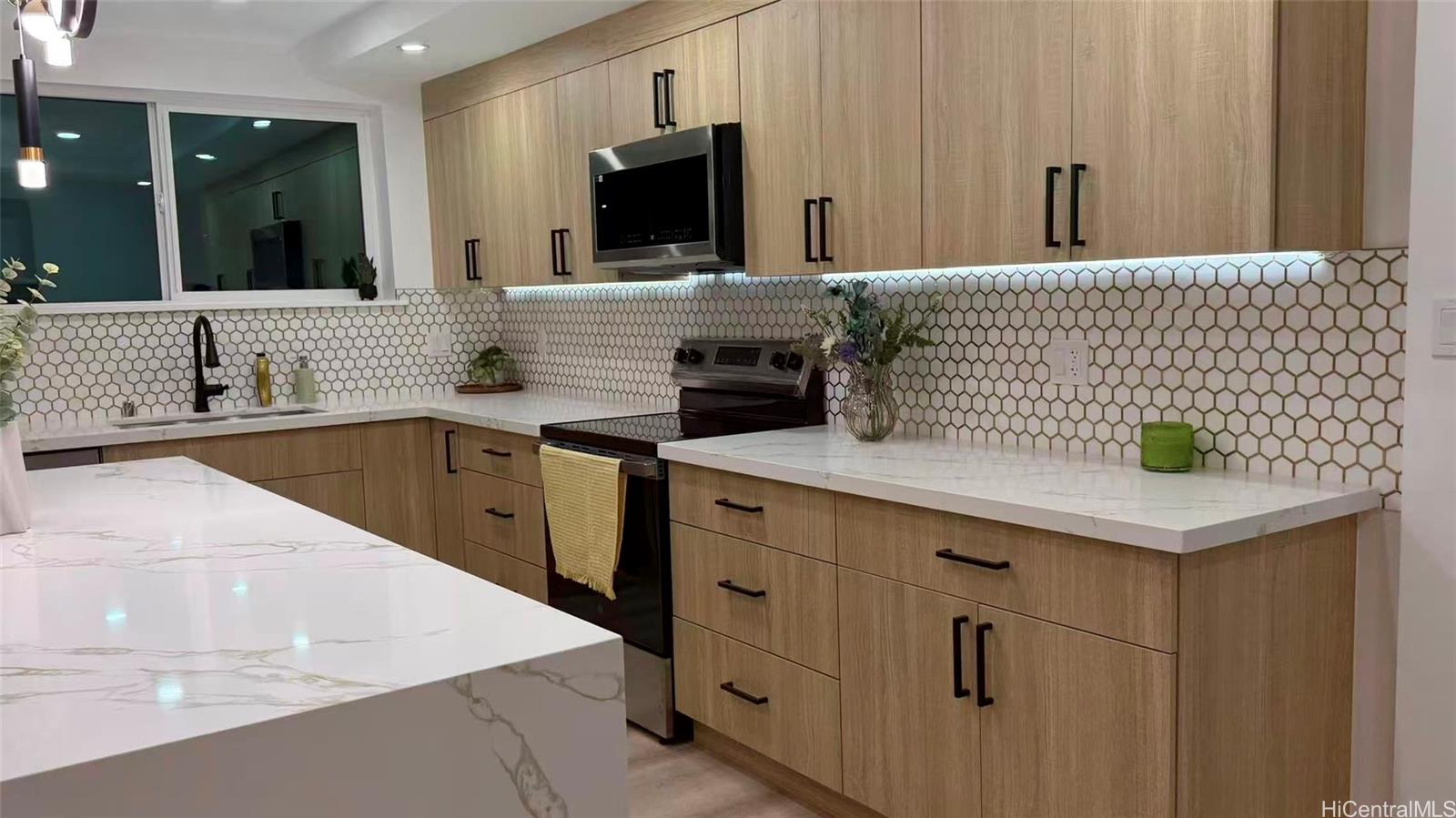 45-702  Kolokio Place Kapuna Hala, Kaneohe home - photo 8 of 24