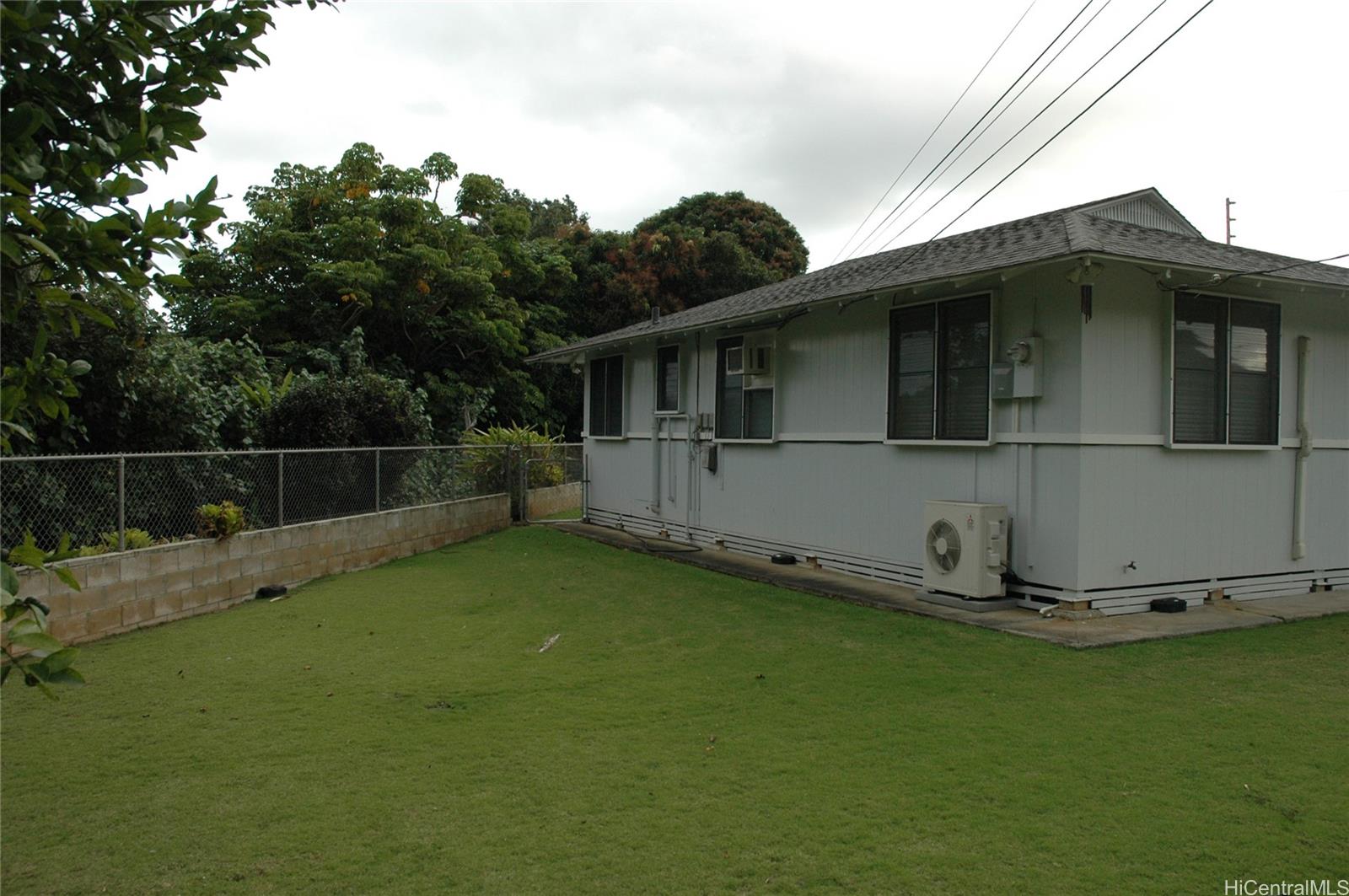 45-735  Puohala St Puohala Village, Kaneohe home - photo 3 of 15