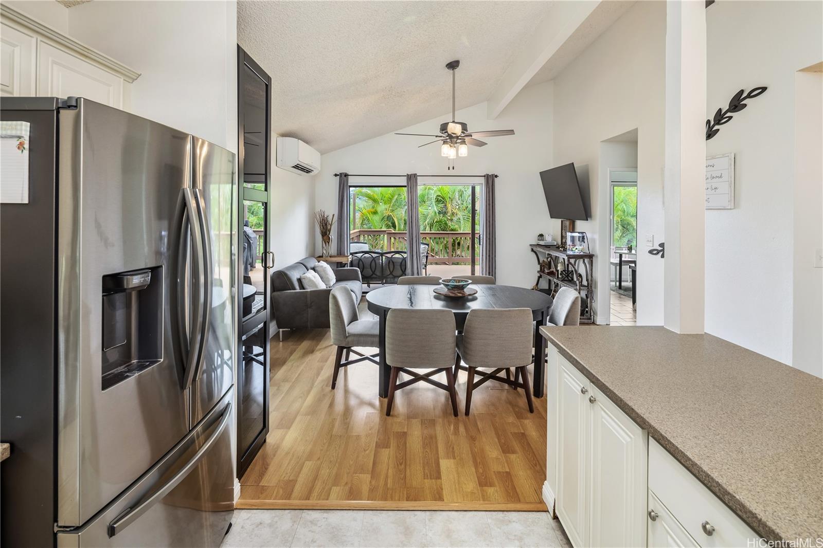 45-744  Pookela St Castle Hill, Kaneohe home - photo 8 of 24