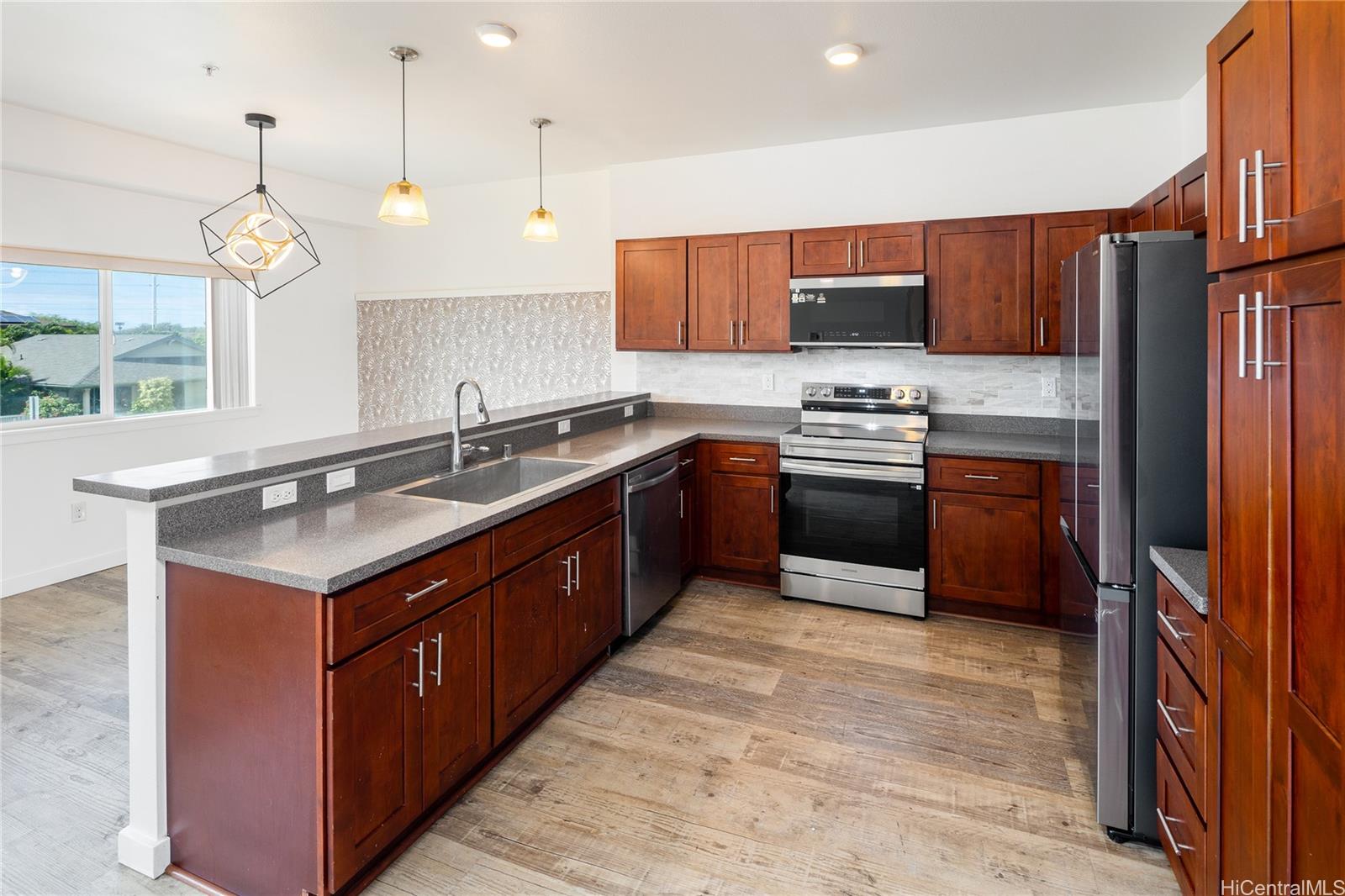 458 Manawai Street townhouse # 702, Kapolei, Hawaii - photo 4 of 25