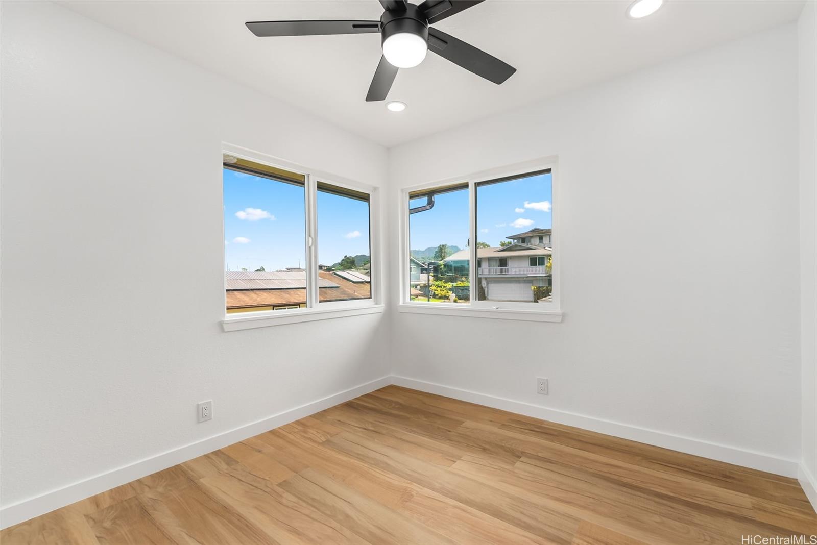 45-813  Apuakea Street Kamooalii, Kaneohe home - photo 16 of 24